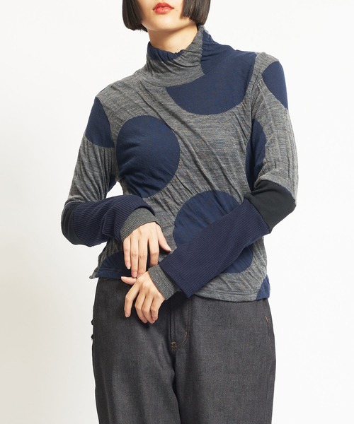 gomme（ゴム）の「ドットJQ　　レイヤーアームＴ（Tシャツ/カットソー・レディース・ブラック/テラコッタ/チャコールグレー・MEDIUM）」の3枚目の写真