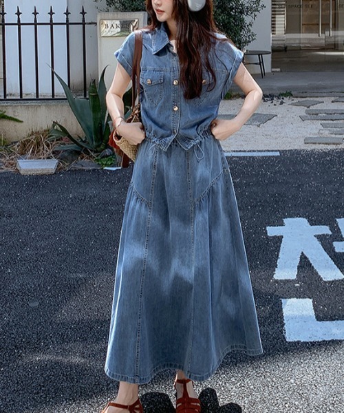 FAVORITO(ファヴォリート)の「ポケットデニムトップス+ウエストゴム付きスカートセットアップ(セットアップ・レディース・ダークブルー/ライトブルー・F)」の10枚目の写真