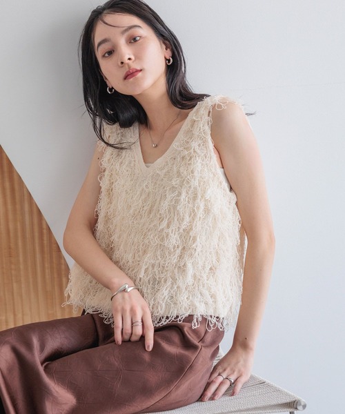 LOWRYS FARM(ローリーズファーム)の「フリンジニットベスト 498176(ベスト・レディース・グレー/アイボリー/ブラック・FREE)」の8枚目の写真