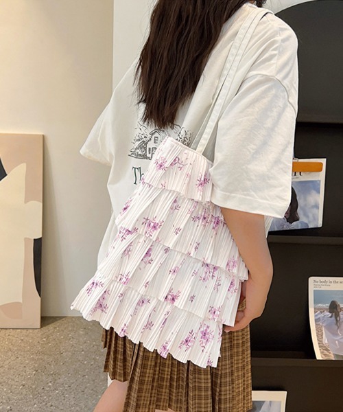 Miniministore(ミニミニストア)の「フリルトートバッグ レディース 肩掛け鞄(トートバッグ・レディース・ホワイト系3/ホワイト系2/ベージュ/ホワイト/ピンク/ホワイト系6/ホワイト系4/ホワイト系1/ブラック/ホワイト系5・FREE)」の3枚目の写真