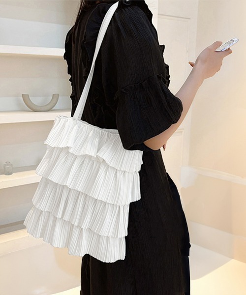 Miniministore(ミニミニストア)の「フリルトートバッグ レディース 肩掛け鞄(トートバッグ・レディース・ホワイト系3/ホワイト系2/ベージュ/ホワイト/ピンク/ホワイト系6/ホワイト系4/ホワイト系1/ブラック/ホワイト系5・FREE)」の17枚目の写真
