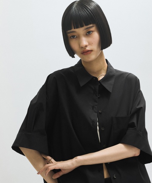 ADAM ET ROPE'(アダムエロペ)の「【サステナブル】バウンスカフステントラインシャツ(シャツ/ブラウス・レディース・ブルー系その他4/ブラック・FREE)」の12枚目の写真