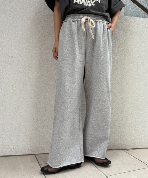 CIAOPANIC TYPY（チャオパニックティピー）の「裏毛ワイドスウェットパンツ/イージーパンツ（スウェットパンツ・レディース・グレー/オフホワイト/ブラック・SMALL/MEDIUM/LARGE）」の4枚目の写真