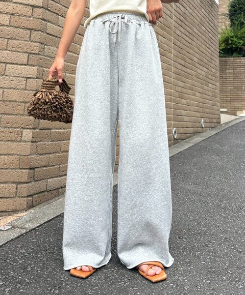 CIAOPANIC TYPY（チャオパニックティピー）の「裏毛ワイドスウェットパンツ/イージーパンツ（スウェットパンツ・レディース・グレー/オフホワイト/ブラック・SMALL/MEDIUM/LARGE）」の9枚目の写真