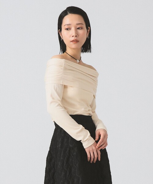 Ray BEAMS(レイビームス)の「リブ ギャザー オフショルダー Tシャツ(Tシャツ/カットソー・レディース・ブラック/レッド/ホワイト系その他6・ONE SIZE)」の6枚目の写真