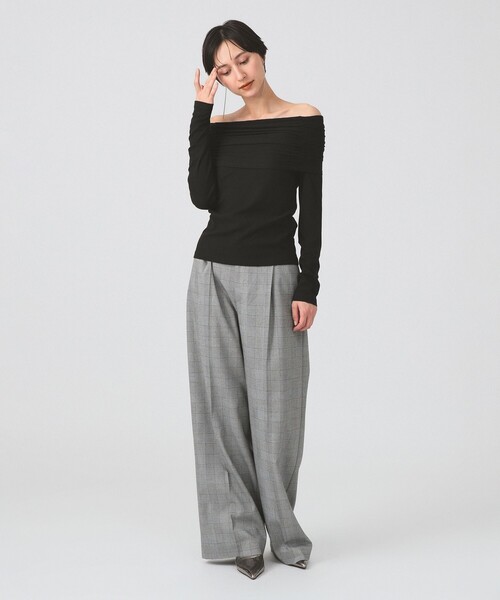 Ray BEAMS(レイビームス)の「リブ ギャザー オフショルダー Tシャツ(Tシャツ/カットソー・レディース・ブラック/レッド/ホワイト系その他6・ONE SIZE)」の10枚目の写真