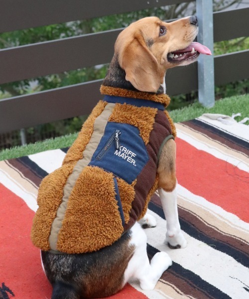 KRIFF MAYER（クリフメイヤー）の「【犬服･防寒】DOGシャギーボアベスト（ペットウェア・レディース・ネイビー/その他5/ブラウン/グリーン/カラフル/ブラック/ナチュラル/グレー・LARGE/XX-LARGE/SMALL/MEDIUM/X-LARGE）」の4枚目の写真