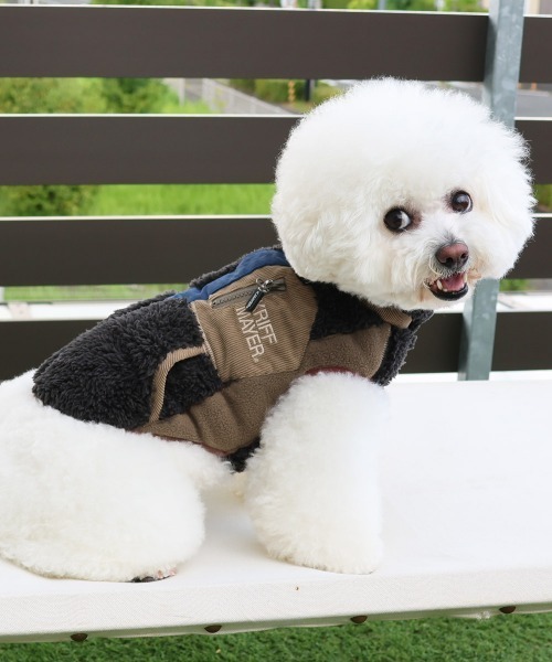 KRIFF MAYER（クリフメイヤー）の「【犬服･防寒】DOGシャギーボアベスト（ペットウェア・レディース・ネイビー/その他5/ブラウン/グリーン/カラフル/ブラック/ナチュラル/グレー・LARGE/XX-LARGE/SMALL/MEDIUM/X-LARGE）」の2枚目の写真