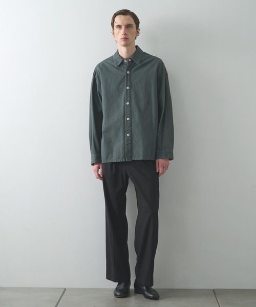 STUDIOUS（ステュディオス）の「【STUDIOUS】COOL WOOL WIDE SLACKS / 涼しいウール / 洗い可能（スラックス・メンズ・ブラック/ダークグリーン・1/2）」の17枚目の写真