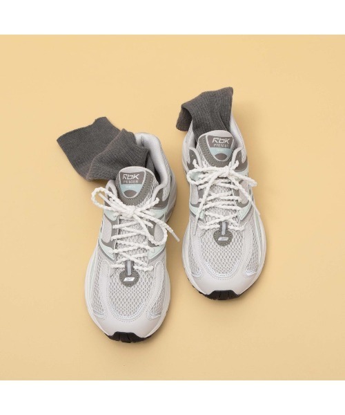Reebok（リーボック）の「プレミアトリニティ KFS / PREMIER TRINITY KFS（スニーカー・レディース・グレー/ベージュ・22.5cm/23.0cm/23.5cm/24.5cm/24.0cm/25.0cm/25.5cm/26.0cm/22.0cm）」の10枚目の写真