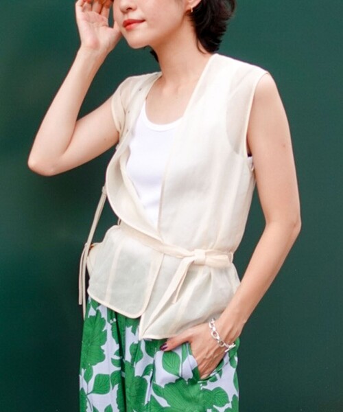 NOLLEY’S（ノーリーズ）の「オーガンジージレ（ベスト・レディース・アイボリー/ダークブラウン・FREE）」の2枚目の写真