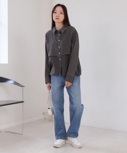 Bab(バブ)の「ビスチェドッキングシャツブラウス(シャツ/ブラウス・レディース・オフホワイト/ベージュ/チャコールグレー・MEDIUM)」の20枚目の写真