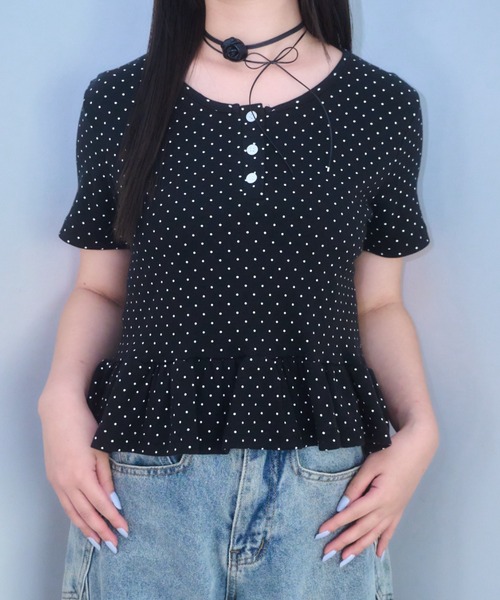 mellowneon(メロウネオン)の「フリルヘムドットTシャツ(Tシャツ/カットソー・レディース・アイボリー/ブラック/チャコールグレー・FREE)」の1枚目の写真