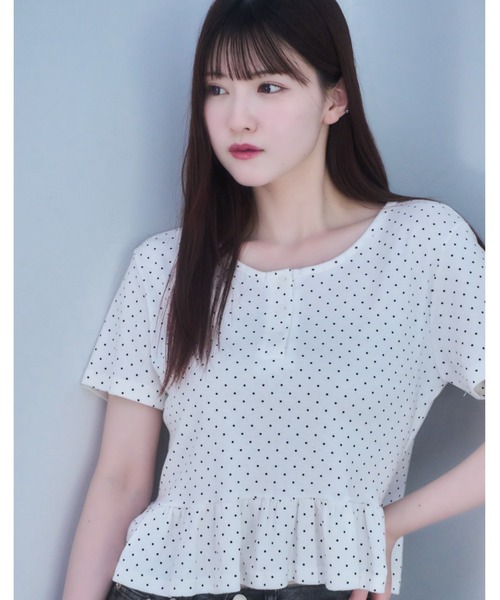 mellowneon(メロウネオン)の「フリルヘムドットTシャツ(Tシャツ/カットソー・レディース・アイボリー/ブラック/チャコールグレー・FREE)」の5枚目の写真