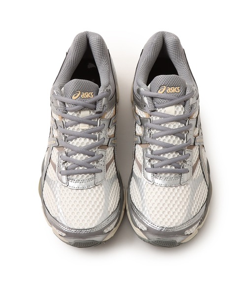 ASICS(アシックス)の「asics GEL-CUMULUS 16 / アシックス ゲル-キュムラス 16(スニーカー・メンズ・ホワイト・23.5cm/24.0cm/24.5cm/25.0cm/25.5cm/26.0cm/26.5cm/27.0cm/27.5cm/28.0cm/28.5cm/29.0cm/29.5cm/23.0cm)」の2枚目の写真
