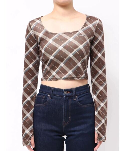 EMODA（エモダ）の「シアーベロアプレートクロップトップ（Tシャツ/カットソー・レディース・ブラック/グレー/その他/ブラウン/その他1・FREE）」の4枚目の写真