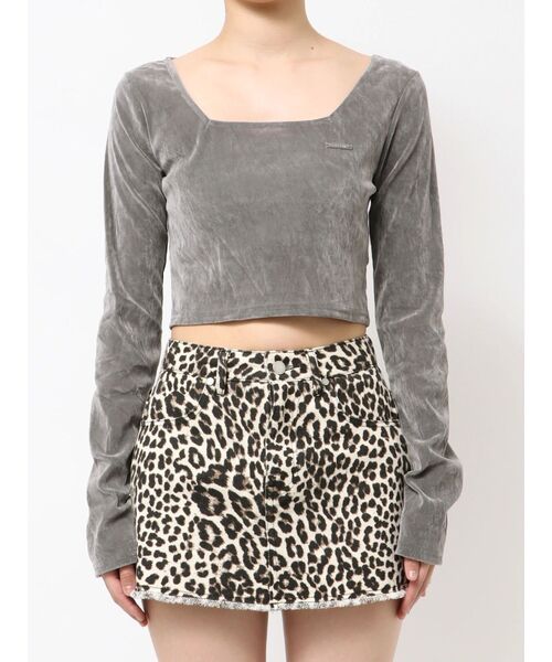 EMODA（エモダ）の「シアーベロアプレートクロップトップ（Tシャツ/カットソー・レディース・ブラック/グレー/その他/ブラウン/その他1・FREE）」の3枚目の写真