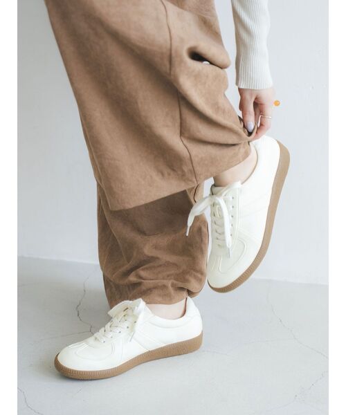 Ungrid（アングリッド）の「トレーナースニーカー（スニーカー・レディース・ブラウン/オフホワイト・L/M/S）」の2枚目の写真