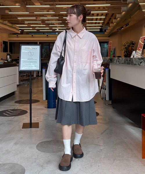 DISCOAT（ディスコート）の「スクエアくったりボストンバッグ（ボストンバッグ・レディース・ブラック/ブラウン/ベージュ・FREE）」の18枚目の写真