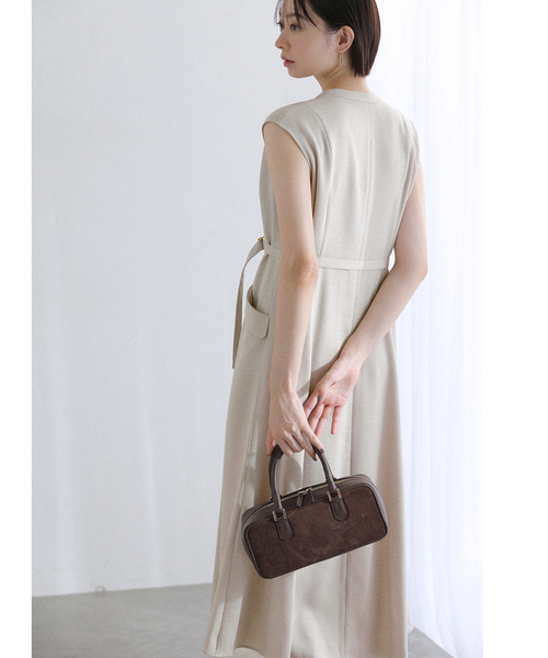 La TOTALITE（ラトータリテ）の「《追加》【洗える】アシメラペルツイルワンピース（ワンピース・レディース・ベージュ/ネイビー・36/38）」の7枚目の写真