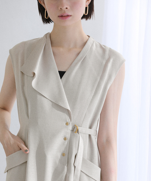 La TOTALITE（ラトータリテ）の「《追加》【洗える】アシメラペルツイルワンピース（ワンピース・レディース・ベージュ/ネイビー・36/38）」の8枚目の写真