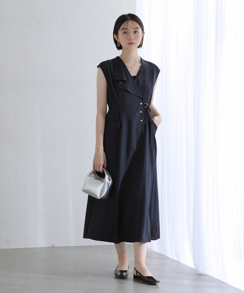 La TOTALITE（ラトータリテ）の「《追加》【洗える】アシメラペルツイルワンピース（ワンピース・レディース・ベージュ/ネイビー・36/38）」の9枚目の写真