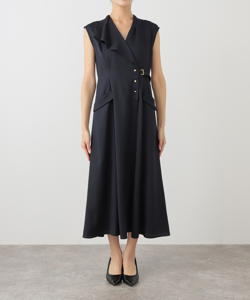 La TOTALITE（ラトータリテ）の「《追加》【洗える】アシメラペルツイルワンピース（ワンピース・レディース・ベージュ/ネイビー・36/38）」の14枚目の写真