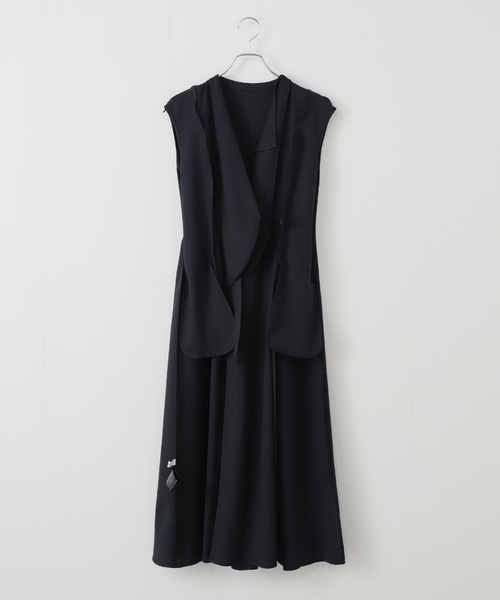 La TOTALITE（ラトータリテ）の「《追加》【洗える】アシメラペルツイルワンピース（ワンピース・レディース・ベージュ/ネイビー・36/38）」の22枚目の写真