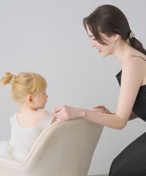 muku（ムク）の「BABY HAIR TIE/PEARL（ヘアゴム・レディース・ホワイト・FREE）」の20枚目の写真