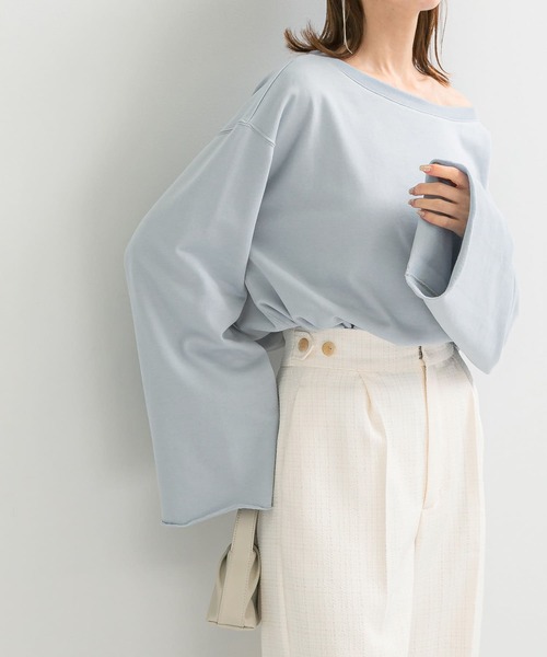 URBAN RESEARCH ROSSO WOMEN(アーバンリサーチ ロッソ)の「オフショルライトスウェット(スウェット・レディース・ライトベージュ/ブルー系その他・FREE)」の8枚目の写真