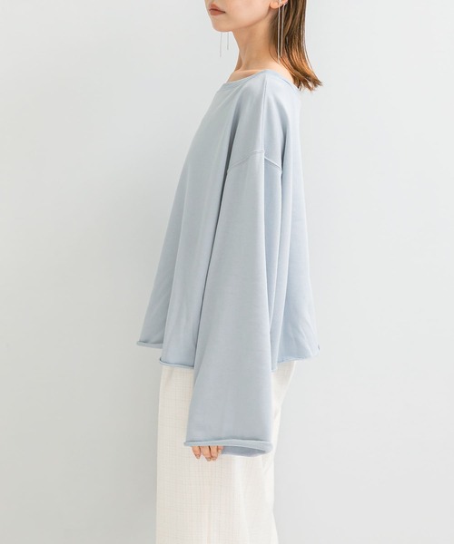 URBAN RESEARCH ROSSO WOMEN(アーバンリサーチ ロッソ)の「オフショルライトスウェット(スウェット・レディース・ライトベージュ/ブルー系その他・FREE)」の13枚目の写真