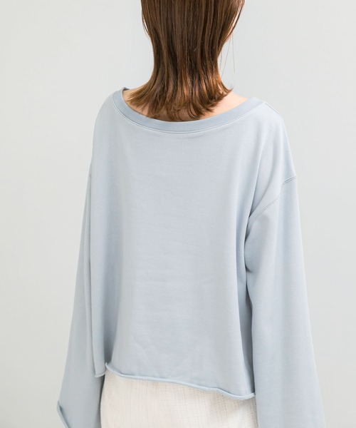 URBAN RESEARCH ROSSO WOMEN(アーバンリサーチ ロッソ)の「オフショルライトスウェット(スウェット・レディース・ライトベージュ/ブルー系その他・FREE)」の15枚目の写真