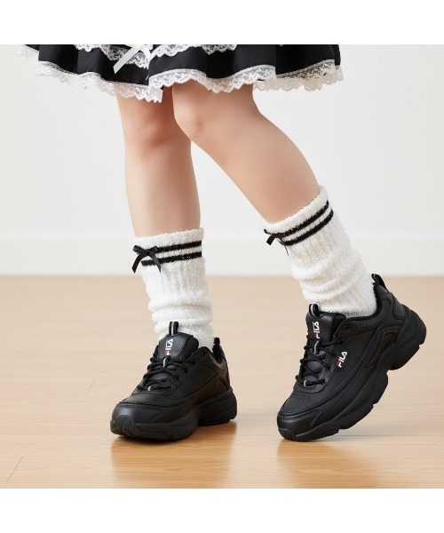 FILA(フィラ)の「RAYTONA / レイトナ / カジュアルスニーカー(スニーカー・レディース・ブラック・22.5cm/23.5cm/24.5cm/23.0cm/24.0cm/25.0cm/26.0cm/27.0cm/28.0cm)」の1枚目の写真