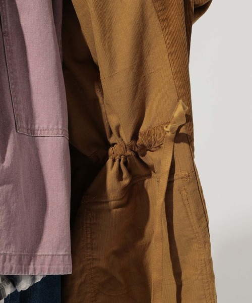 niko and...（ニコアンド）の「【NATOKii(ネイトゥーキー)】ユーロワークフードコート（ミリタリージャケット・メンズ・キャメル/ベージュ・MEDIUM/LARGE）」の18枚目の写真