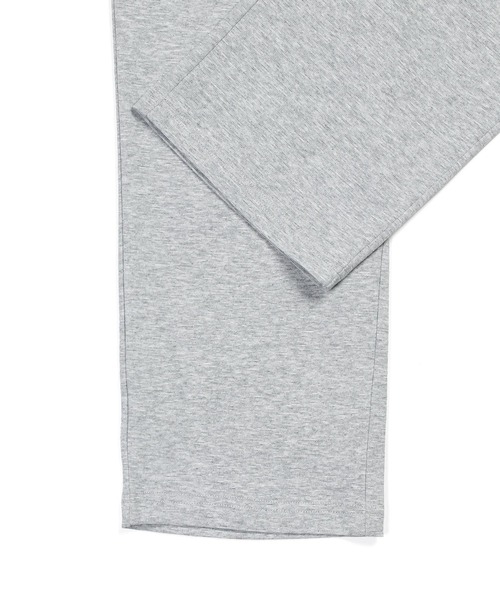 The DUFFER of ST.GEORGE（ザダファーオブセントジョージ）の「〔BLACK LABEL〕SORONA PONTE REGULAR FIT TRACK PANTS：セットアップ ポンチ素材 レギュラーフィット トラックパンツ（スウェットパンツ・メンズ・ホワイト/ブラック/ライトグレー・X-LARGE/LARGE/MEDIUM）」の18枚目の写真