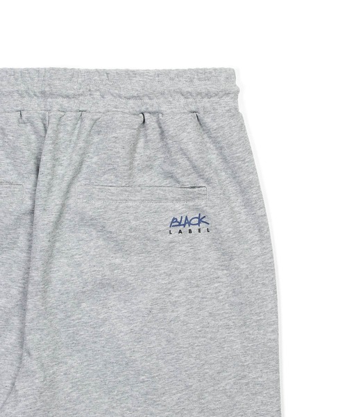 The DUFFER of ST.GEORGE（ザダファーオブセントジョージ）の「〔BLACK LABEL〕SORONA PONTE REGULAR FIT TRACK PANTS：セットアップ ポンチ素材 レギュラーフィット トラックパンツ（スウェットパンツ・メンズ・ホワイト/ブラック/ライトグレー・X-LARGE/LARGE/MEDIUM）」の21枚目の写真