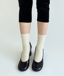 BASERANGE(x[XW)́yBASERANGE/x[XWzPRE RIB OVERANKLE SOCKS(\bNX/C)