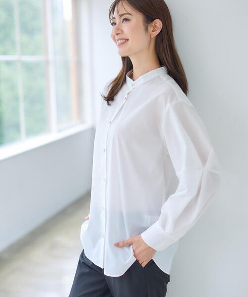 Reflect(リフレクト)の「【さらっと一枚で決まる/重ね着にもおすすめ◎】タックスリーブシャツブラウス(シャツ/ブラウス・レディース・オフホワイト/ネイビー/ライトベージュ/ブラウン系その他・09/11/07/13/17/15 )」の5枚目の写真