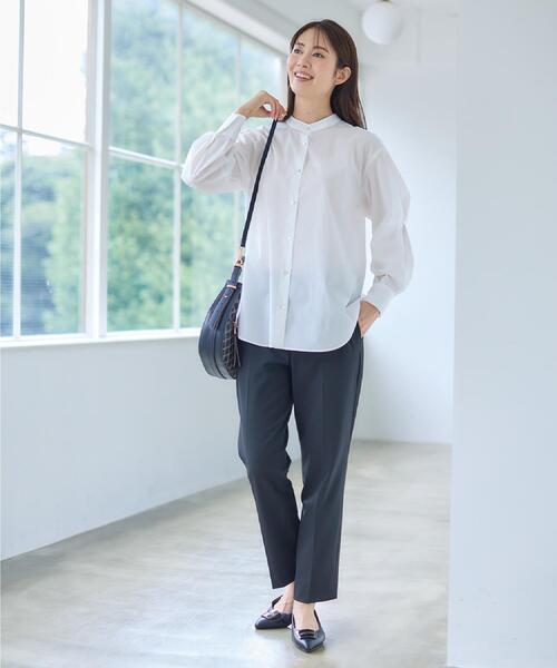 Reflect(リフレクト)の「【さらっと一枚で決まる/重ね着にもおすすめ◎】タックスリーブシャツブラウス(シャツ/ブラウス・レディース・オフホワイト/ネイビー/ライトベージュ/ブラウン系その他・09/11/07/13/17/15 )」の6枚目の写真