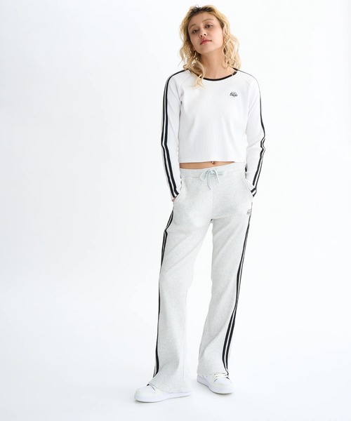 ELEMENT eden(エレメントエデン)の「ELEMENT レディース RIB LINE LS WOMEN ロンT 【2025年秋冬モデル】/エレメントセットアップ対応クロップド丈リブタイトシルエットリンガー長袖ロンT(Tシャツ/カットソー・レディース・ブラック/ブラック系その他/ホワイト・MEDIUM)」の6枚目の写真