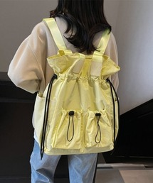 マルチポケット付きカジュアルデイパック
