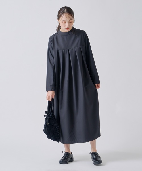 Kelen（ケレン）の「「KELEN / ケレン」タックデザインワンピース（ワンピース・レディース・ブラック/グレイッシュベージュ/ネイビー・S/M）」の3枚目の写真