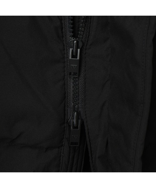 Guess（ゲス）の「UNI Hooded Long Down Jacket ダウンジャケット（ダウンジャケット/コート・メンズ・ブラック・MEDIUM/LARGE/SMALL）」の8枚目の写真