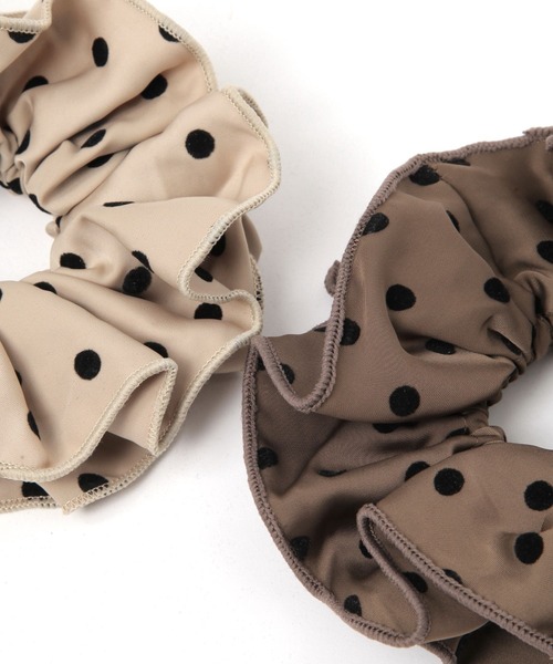 GLOBAL WORK（グローバルワーク）の「ドットシュシュ/600823（その他ヘアアクセサリー・レディース・オフホワイト/ブラック/ダークブラウン・FREE）」の6枚目の写真