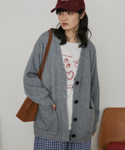 MERLOT（メルロー）の「オーバーサイズVネックカーディガン（カーディガン/ボレロ・レディース・グレー/ライトブルー・FREE）」の3枚目の写真