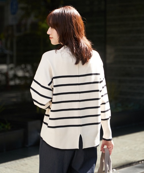 ikka（イッカ）の「【雑誌InRed12月号掲載】コットンミックスバックスリットニット【親子コーデ】（ニット/セーター・レディース・ブルー/オフホワイト/ネイビー/ベージュ/グレー/グリーン・M/L/S）」の9枚目の写真