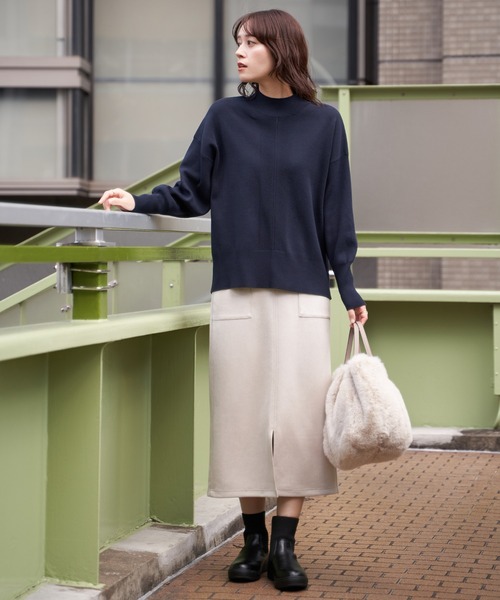 ikka（イッカ）の「【雑誌InRed12月号掲載】コットンミックスバックスリットニット【親子コーデ】（ニット/セーター・レディース・ブルー/オフホワイト/ネイビー/ベージュ/グレー/グリーン・M/L/S）」の19枚目の写真