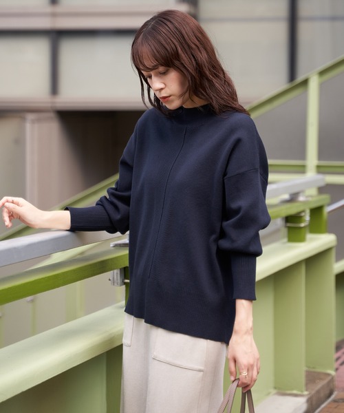 ikka（イッカ）の「【雑誌InRed12月号掲載】コットンミックスバックスリットニット【親子コーデ】（ニット/セーター・レディース・ブルー/オフホワイト/ネイビー/ベージュ/グレー/グリーン・M/L/S）」の17枚目の写真