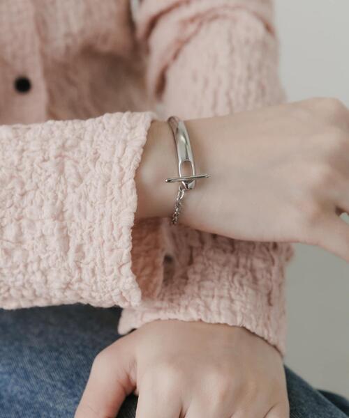 SMELLY（スメリー）の「ステンレスカーブバーマンテルブレスレット（ブレスレット・レディース・シルバー・-）」の7枚目の写真