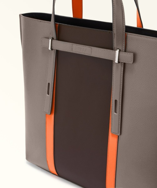 FURLA（フルラ）の「フルラ ジョベ (Furla Man Giove) トートバッグ XL（トートバッグ・レディース・ブラック系その他・ONE SIZE）」の5枚目の写真